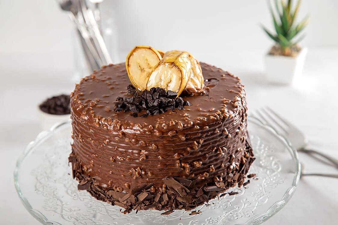 Yaş Pastalar: Kutlamaların Vazgeçilmez Lezzeti